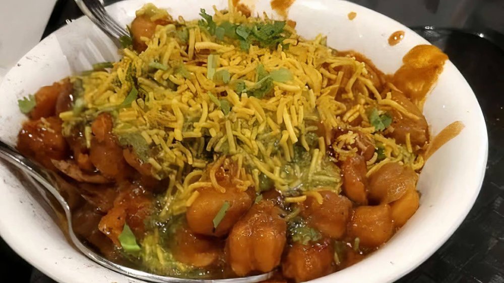 Aloo Tikki Chaat